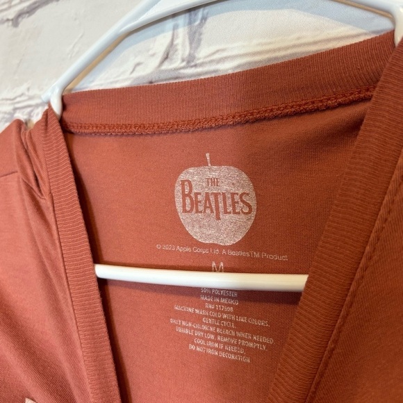 The Beatles Abbey Road Album Cover T-Shirt Size Medium - Picture 3 of 3